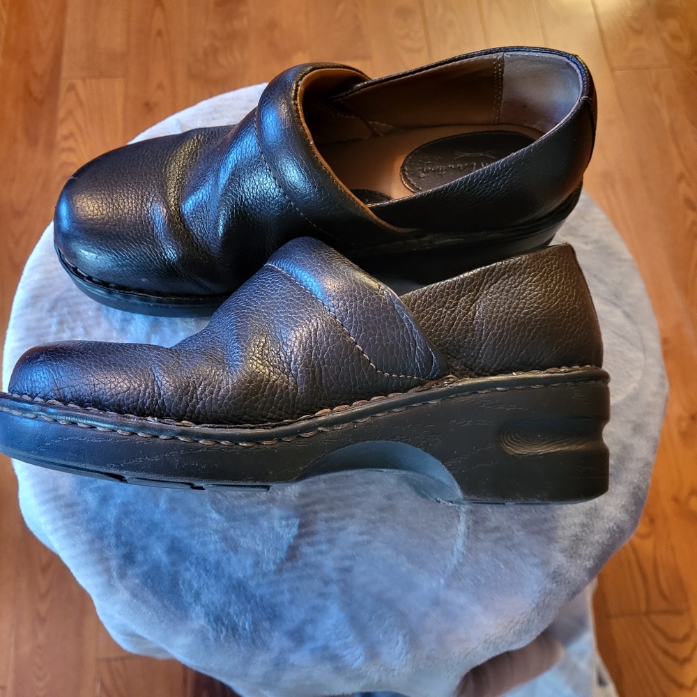 Brown’s Landing Dark Brown Clogs Slip On Size 6.5 Wide